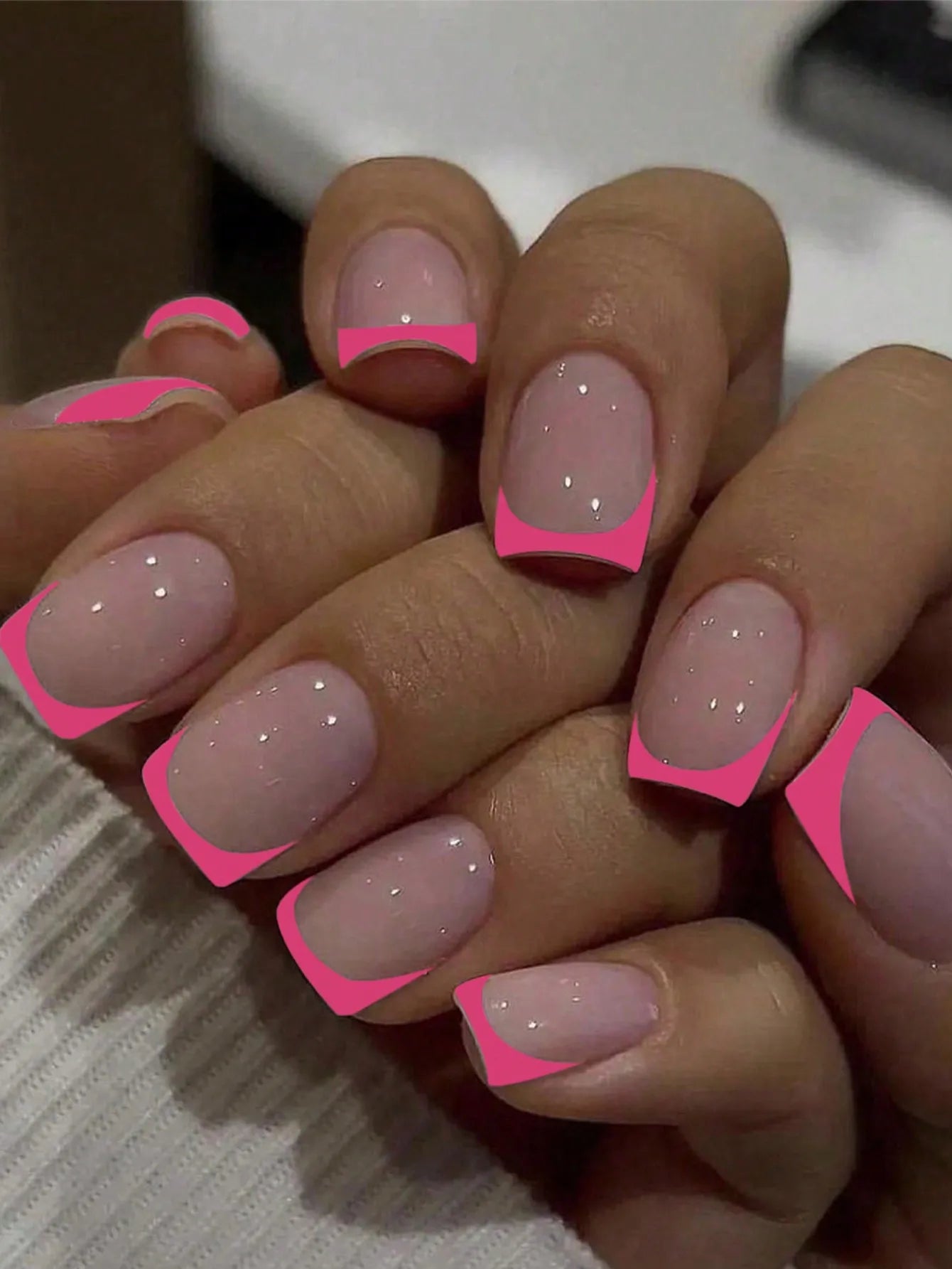24pcs Press-On Square Fake Nails – French Tip Design