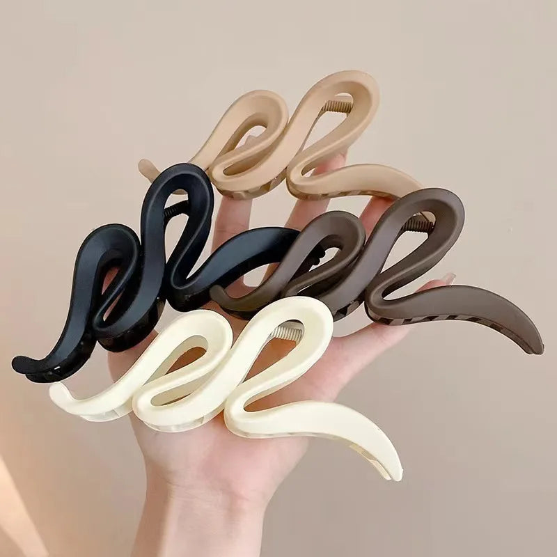 13cm Matte Wave Acrylic Hair Claw Clip for Women