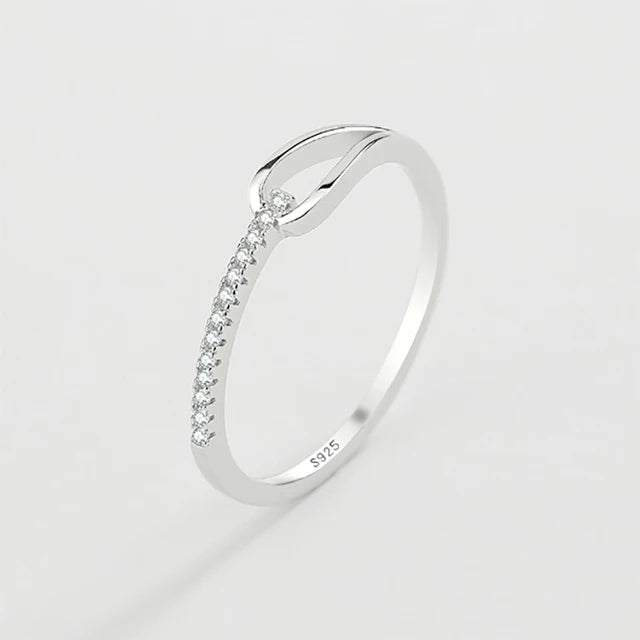 Gold Zircon Hollow Ring for Women