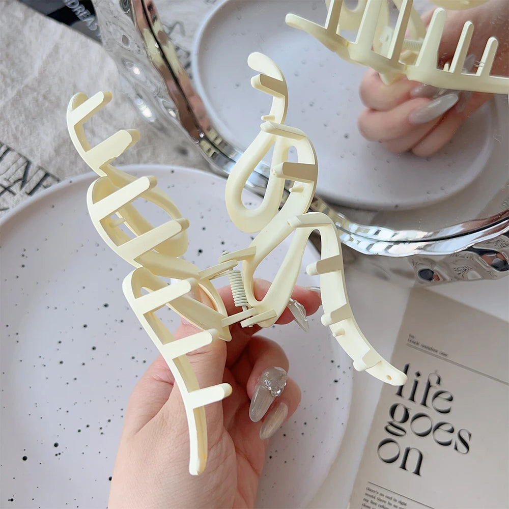 13cm Matte Wave Acrylic Hair Claw Clip for Women