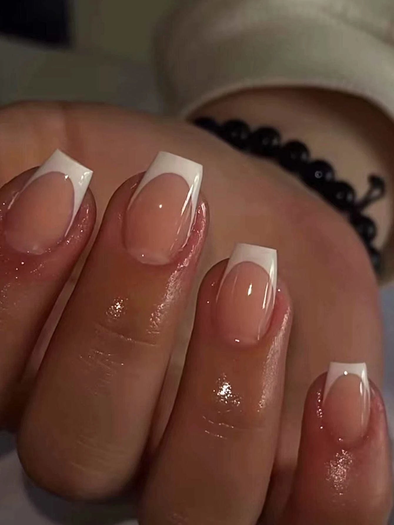 24pcs Press-On Square Fake Nails – French Tip Design