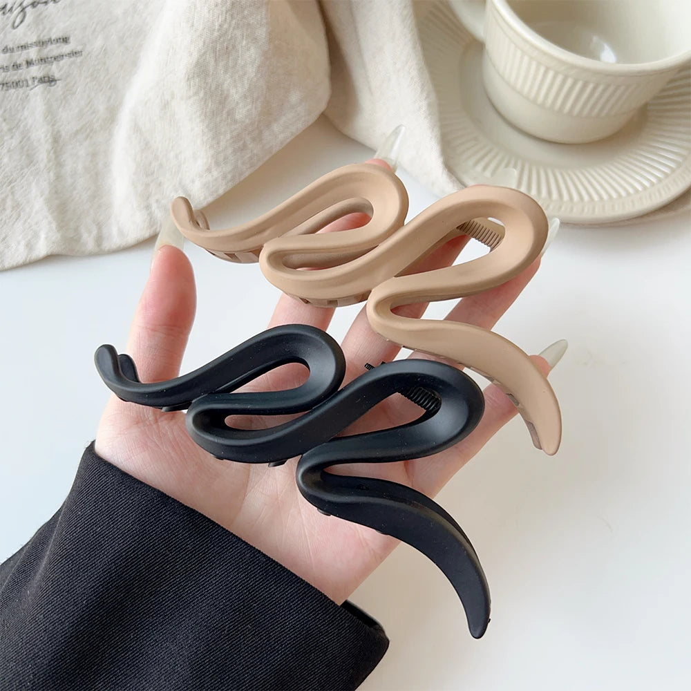 13cm Matte Wave Acrylic Hair Claw Clip for Women
