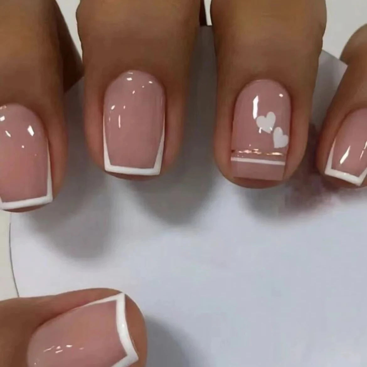 24pcs Press-On Square Fake Nails – French Tip Design