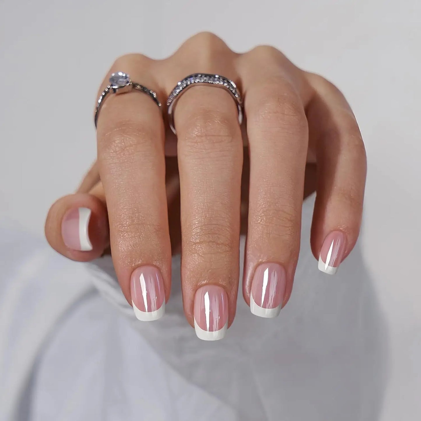 24pcs Press-On Square Fake Nails – French Tip Design