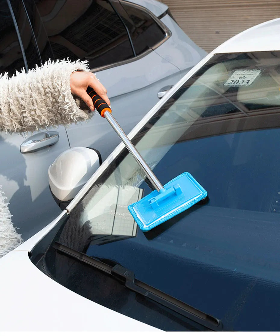 Car Windshield Defogging Brush – Telescopic Handle
