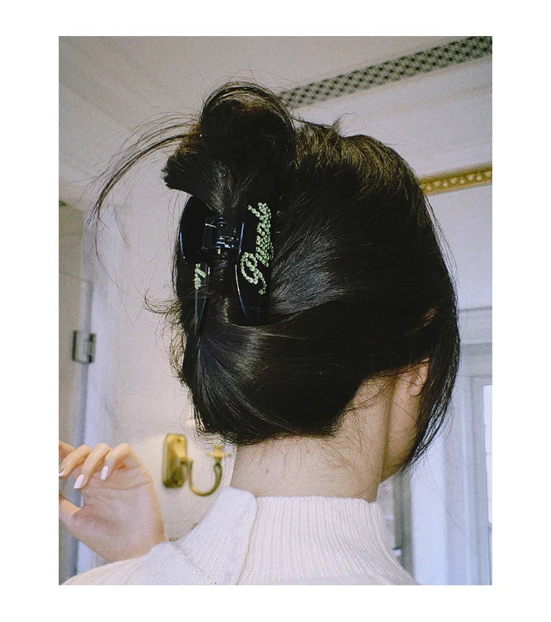 Personalized Name Hair Claw Clip for Women – Handmade Acrylic Hairpin