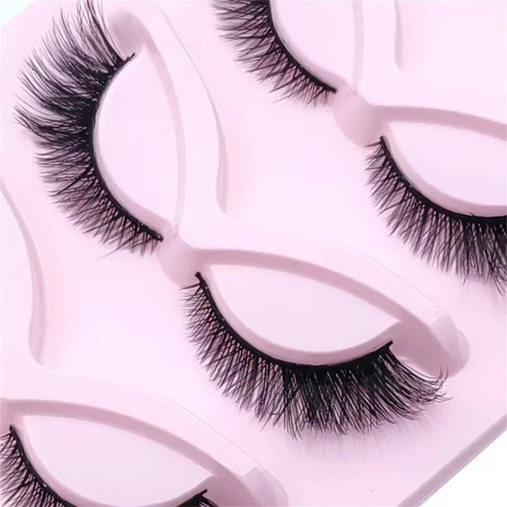5 Pairs Wispy Cat Eye False Eyelashes – Handmade Fluffy Lashes for Natural & Glam Look